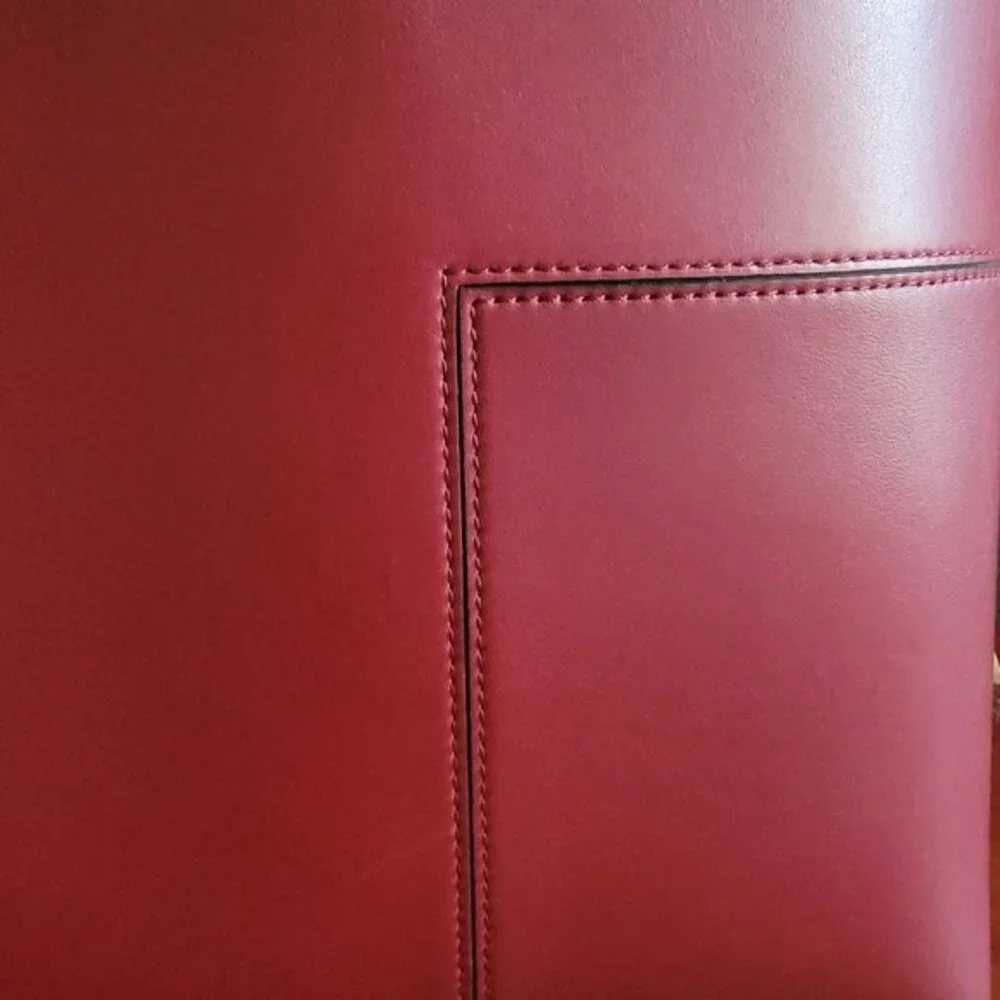 Tory Burch Block-T Tote Burgundy Leather Shopper Tote Bag - Picture 16 of 16